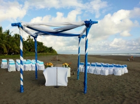 A wedding photo at The Delfin Beachfront Resort, Playa Bejuco, Costa Rica